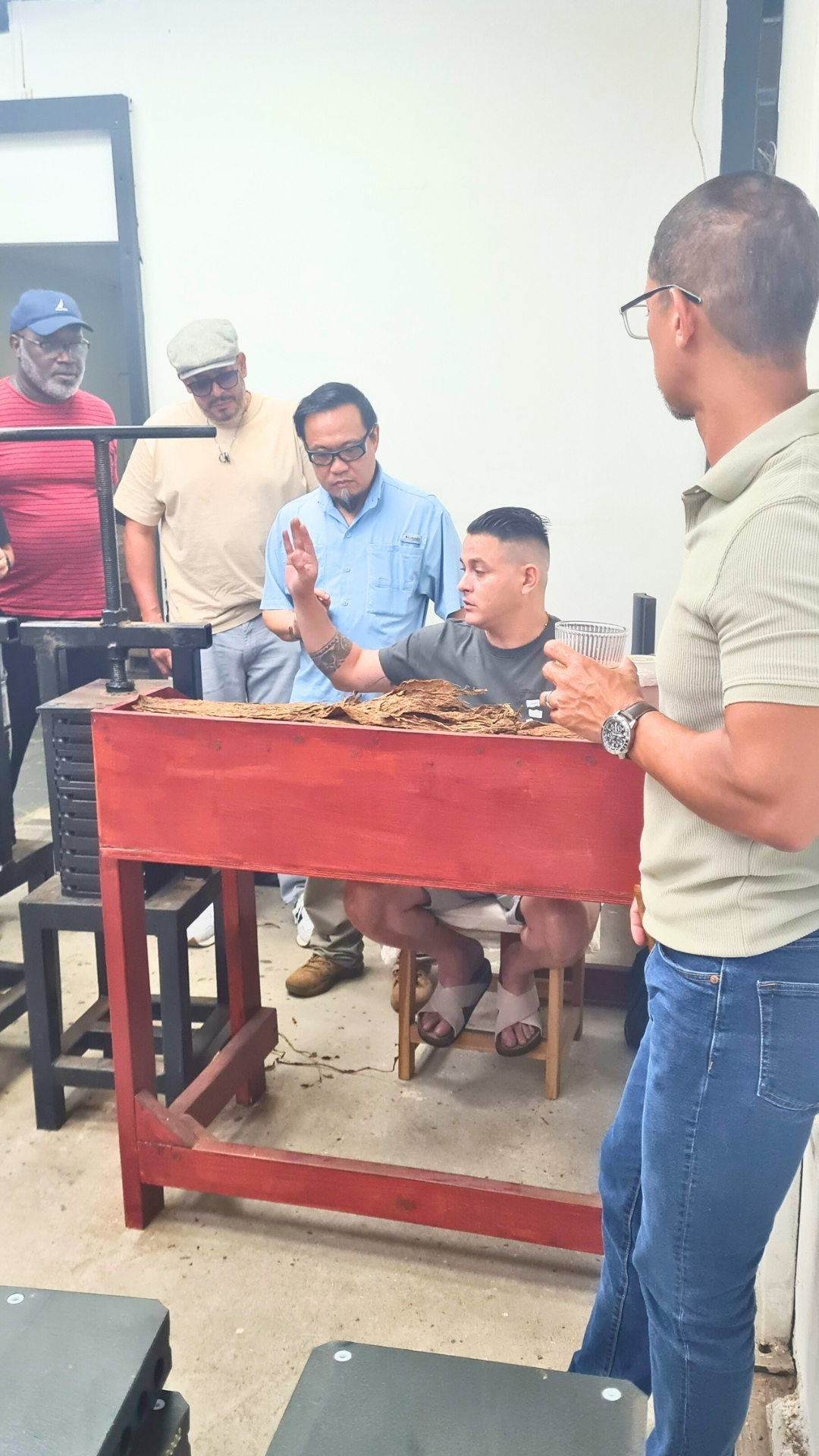 Tardeo Especial 2025 Una velada de aromas, sabores y distinción celebrada en Montes de Oca con Ron El Galante, Castelauro Beverage y La Rana Dorada.