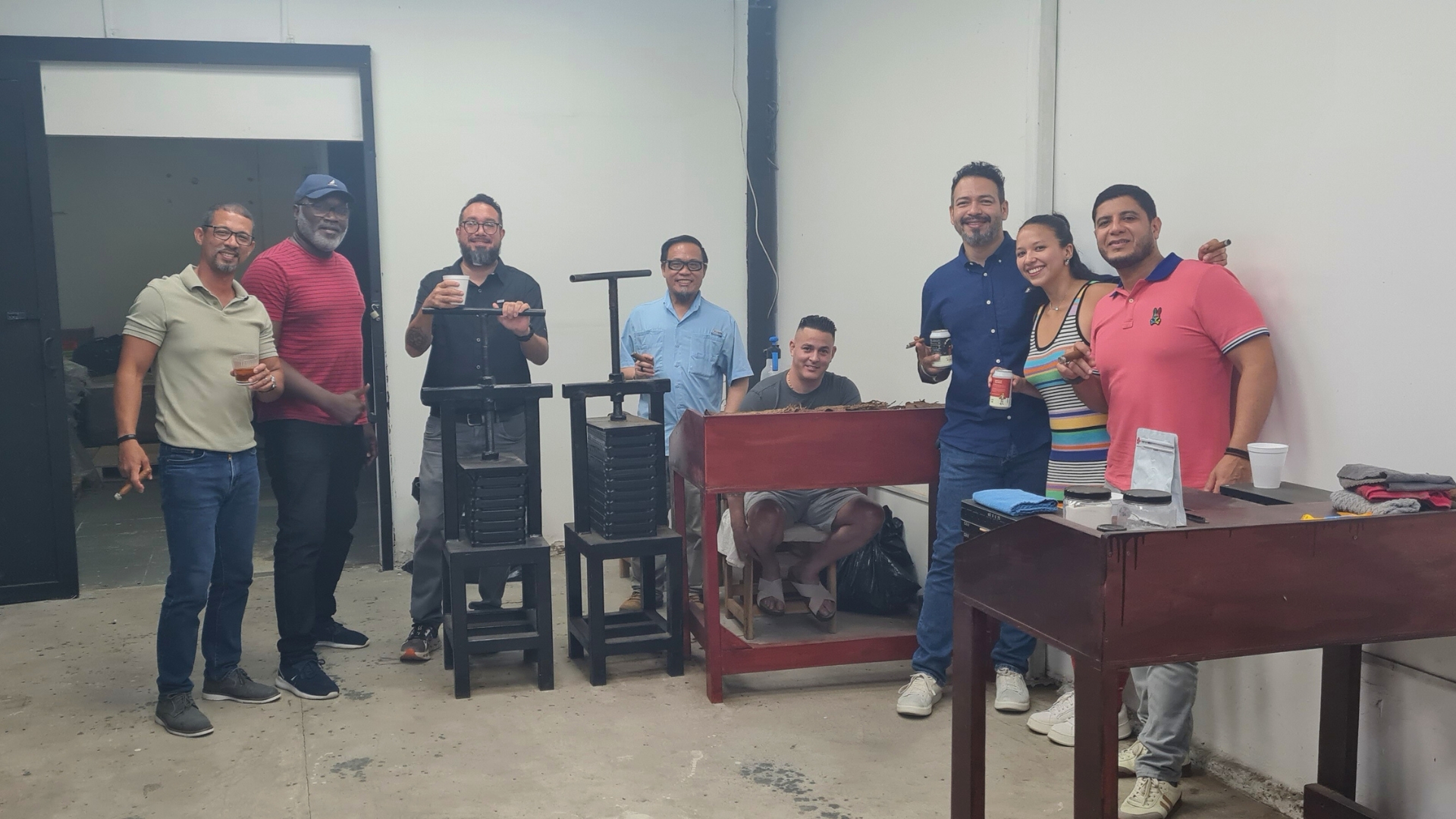 Tardeo Especial 2025 Una velada de aromas, sabores y distinción celebrada en Montes de Oca con Ron El Galante, Castelauro Beverage y La Rana Dorada.